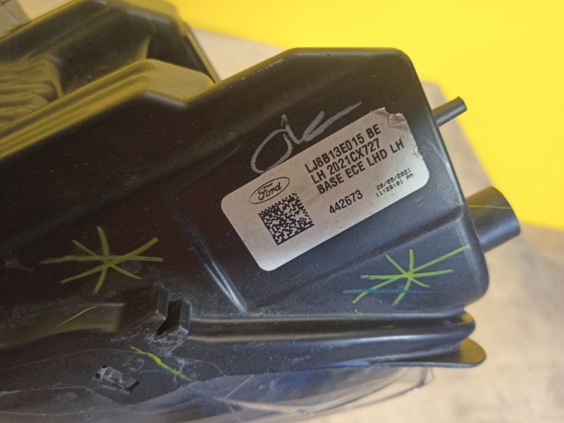 Фара левая MUSTANG MACH-E 19-