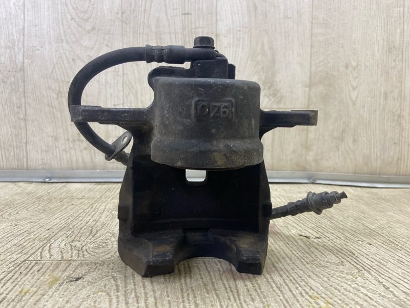 Суппорт тормозной передний левый ES350 06-12 2011 SEDAN 3.5 2GR-FE