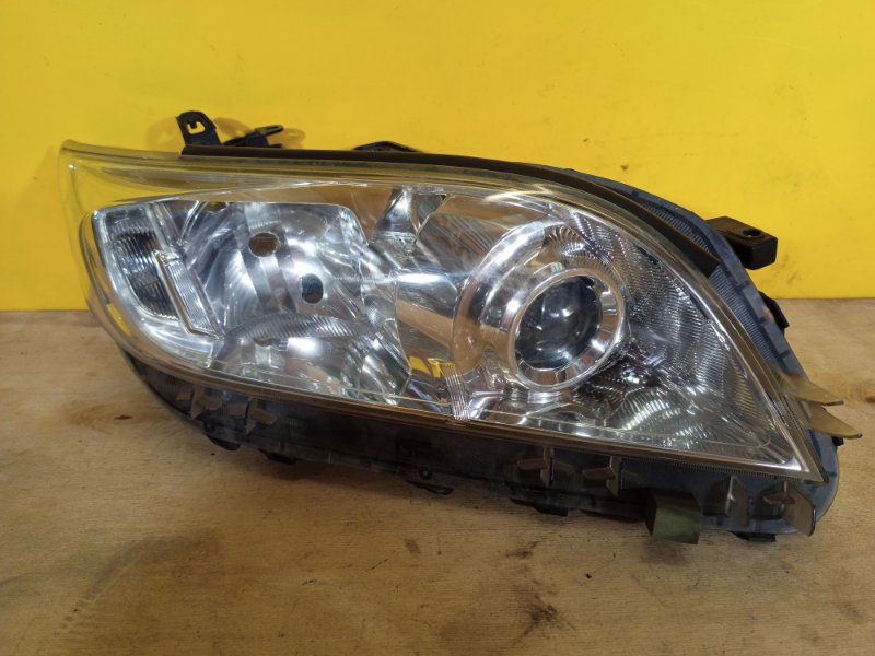 Фара правая TOYOTA RAV4 05-12 8113042500 Б/У