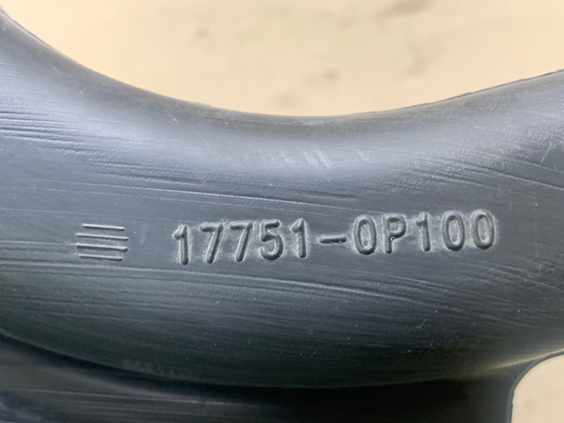 Воздухозаборник RX350/450 09-15 2011 3.5 2GR-FE