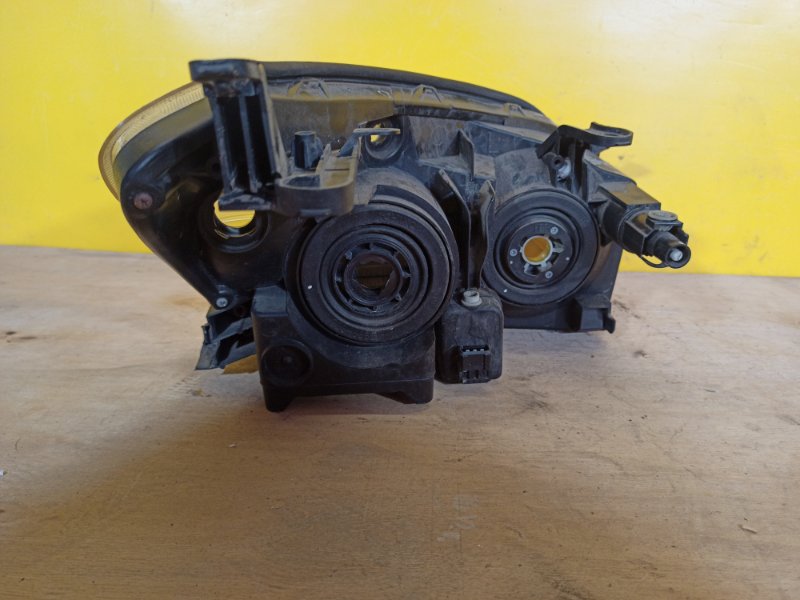 Фара левая RAV4 05-12 Фара левая RAV4 05-12