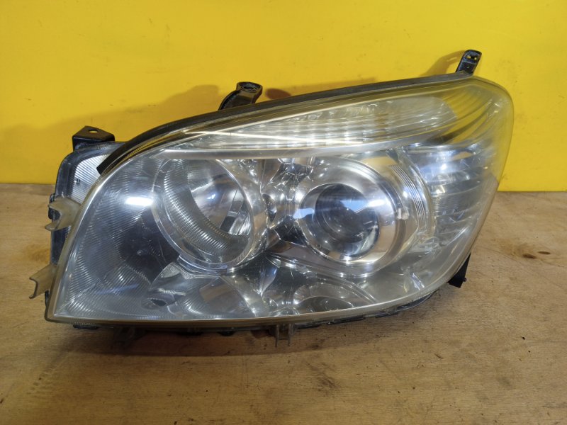 Фара левая TOYOTA RAV4 05-12 8117042360 Б/У