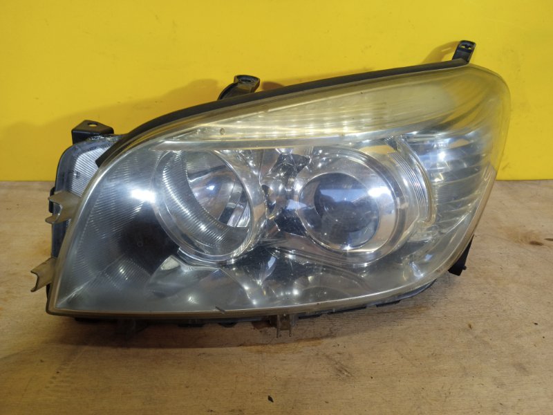 Фара левая TOYOTA RAV4 05-12 8117042360 Б/У