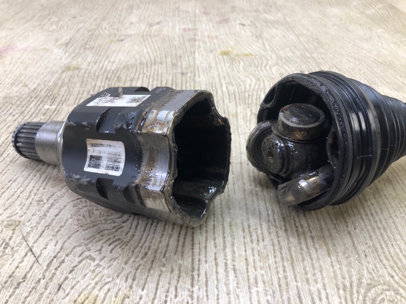 Привод передний левый PRIUS - 30 09-17