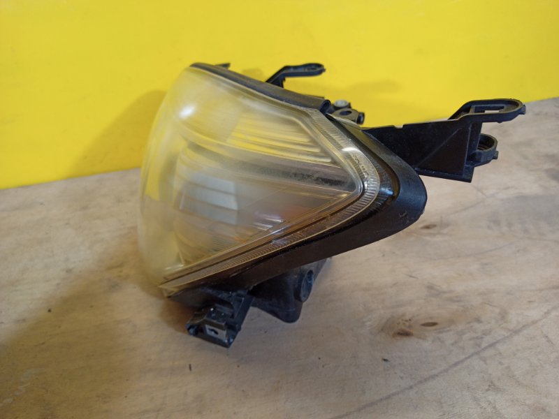 Фара левая RAV4 05-12 Фара левая RAV4 05-12