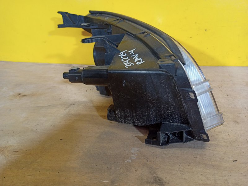 Фара левая RAV4 05-12 Фара левая RAV4 05-12