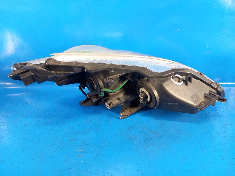 Фара левая PRIUS PLUS 11-14 2013 ZVW41L 1.8 2ZRFXE Фара левая PRIUS PLUS 11-14 2013 ZVW41L 1.8 2ZRFXE