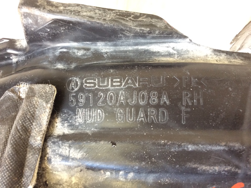 Подкрылок передний правый LEGACY 09-15 BM 2012 SEDAN 3.6 EZ36