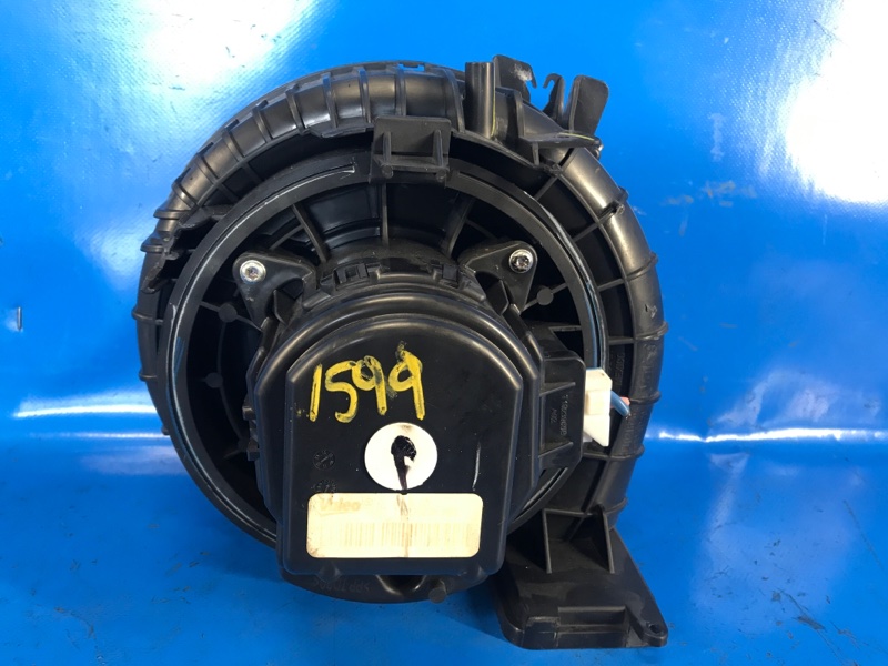 Моторчик печки NISSAN SENTRA B17 12-21 B17 1.8 MRA8DE