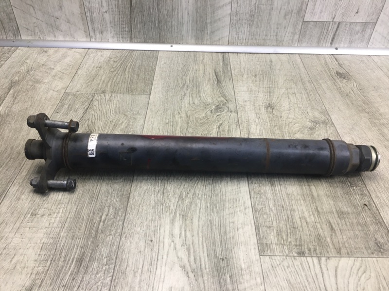 Карданный вал задний LS460 06-12 4.6 1UR-FSE Карданный вал задний LS460 06-12 4.6 1UR-FSE