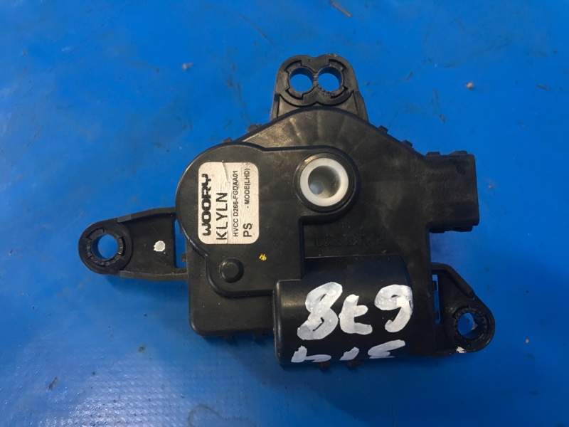 Моторчик заслонки печки KIA SOUL PS 13-19 2016 1.6 G4FD 97159-B2000 Б/У