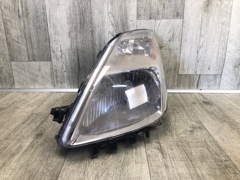 Фара передняя левая TOYOTA PRIUS - 20 03-11 81185-47110 Б/У