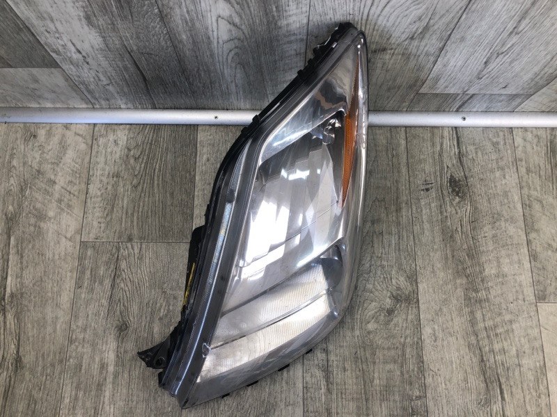 Фара передняя левая PRIUS - 20 03-11