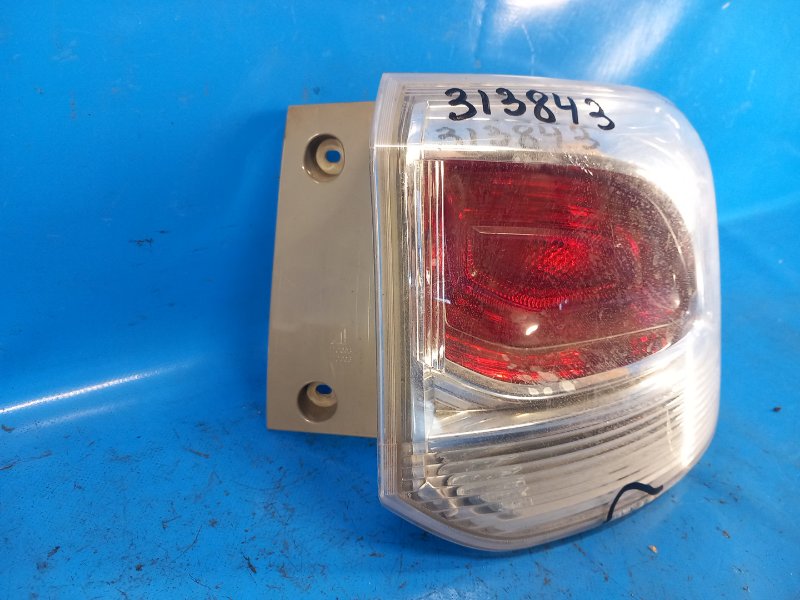 Фонарь наружный правый OUTLANDER GF 12- 2013 2.4