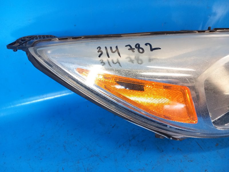 Фара правая FOCUS 10-18 2015 2.0 C20HDEX