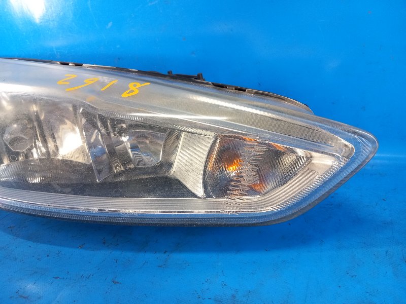 Фара правая FOCUS 10-18 2015 2.0 C20HDEX