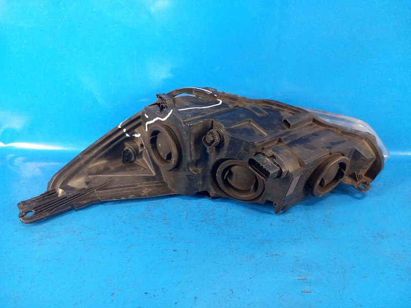 Фара правая FOCUS 10-18 2015 2.0 C20HDEX