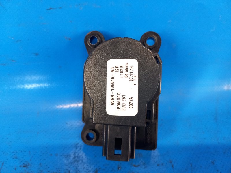 Моторчик заслонки печки FOCUS 10-18 2015 2.0 C20HDEX