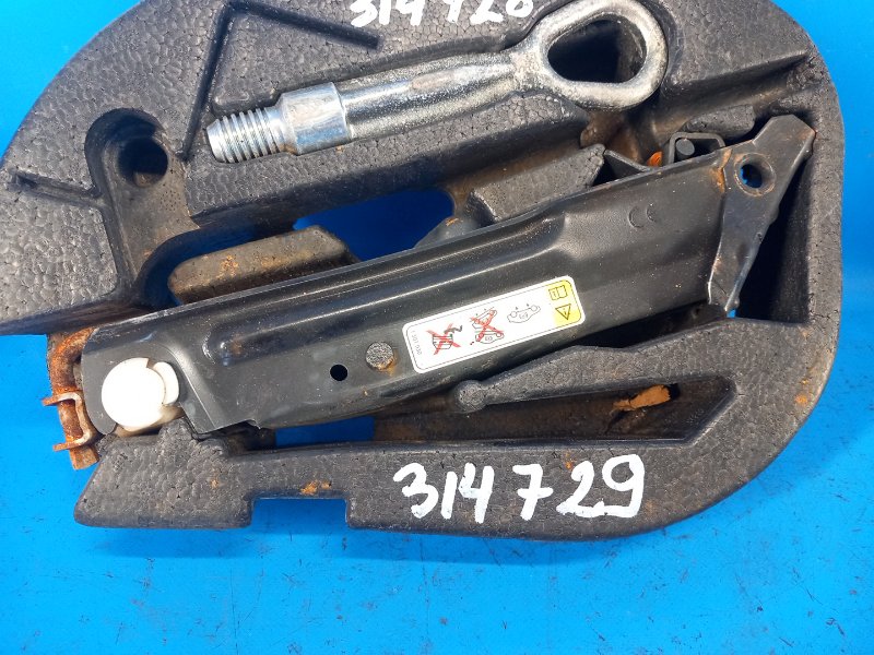 Запчасть домкрат HONDA CIVIC ES 00-05 2005 1.7 L D17A Б/У Домкрат HONDA CIVIC ES 00-05 2005 1.7 L D17A Б/У