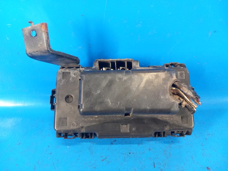Блок предохранителей моторный отсек HONDA CIVIC ES 00-05 1.7 L D17A
