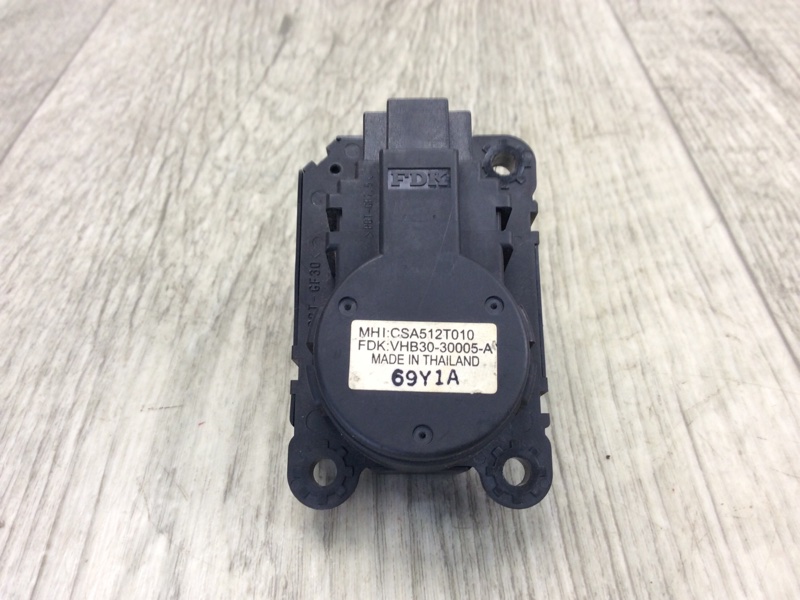 Моторчик заслонки печки MITSUBISHI OUTLANDER XL 05-13 2007 Внедорожник 3.0 6B31 7820A080 Б/У