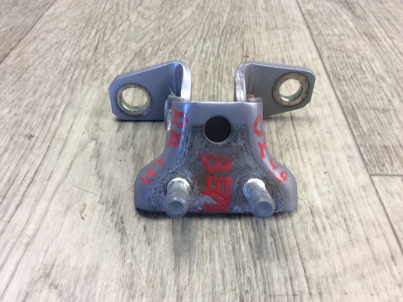 Петля двери верхняя задняя левая OUTLANDER XL 05-13 2007 Внедорожник 3.0 6B31