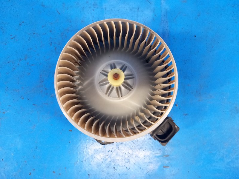 Моторчик печки FORD FUSION 14- 2014 C25HDEX DG9Z-19805-B Б/У