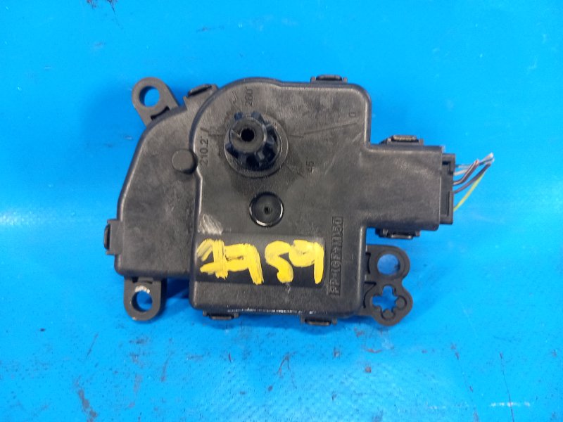 Моторчик заслонки печки FUSION 14- 2014 C25HDEX