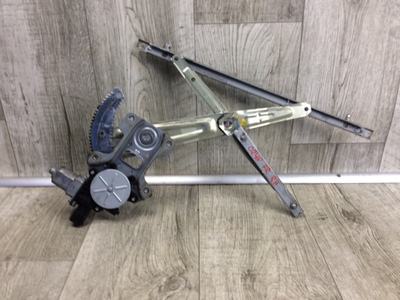 Стеклоподъемник передний правый MITSUBISHI OUTLANDER XL 05-13 2007 Внедорожник 3.0 6B31 5713A088 Б/У