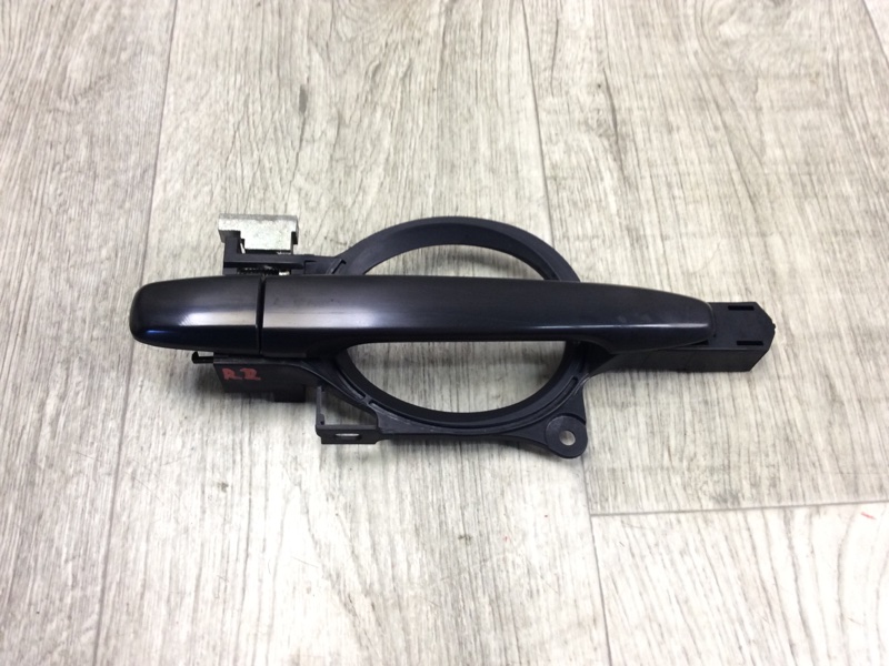 Запчасть ручка двери наружная задняя правая MITSUBISHI OUTLANDER XL 05-13 2007 Внедорожник 3.0 6B31 5716A086 Б/У Ручка двери наружная задняя правая MITSUBISHI OUTLANDER XL 05-13 2007 Внедорожник 3.0 6B31 5716A086 Б/У