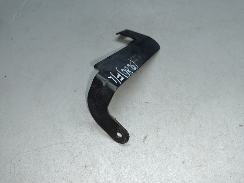 Кронштейн левый VOLKSWAGEN TOUAREG 02-10 2007 BHK 3.6 7L6 951 185 Б/У