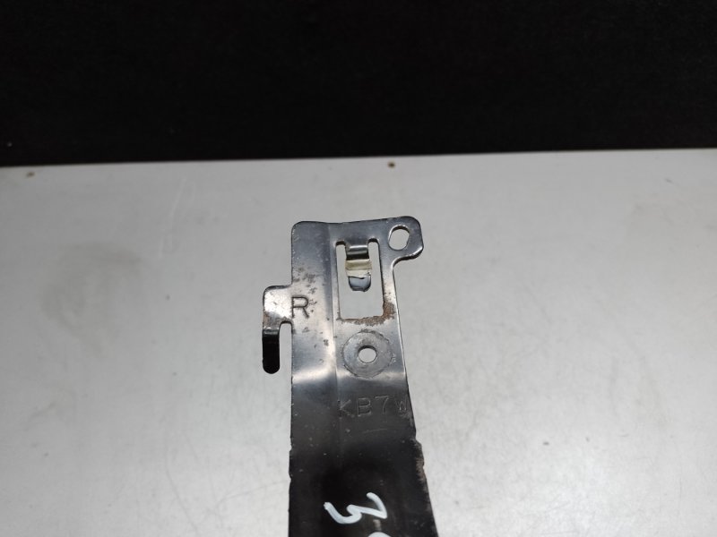 Кронштейн заднего бампера правый MAZDA CX-5 (KF) 16-21 2.5 PY-VPS Кронштейн заднего бампера правый MAZDA CX-5 (KF) 16-21 2.5 PY-VPS