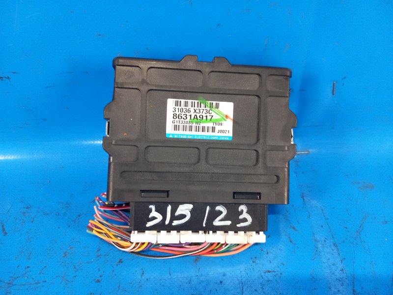 Блок управления АКПП MITSUBISHI OUTLANDER XL 05-13 2011 2.4 4B12 8631A917 Б/У