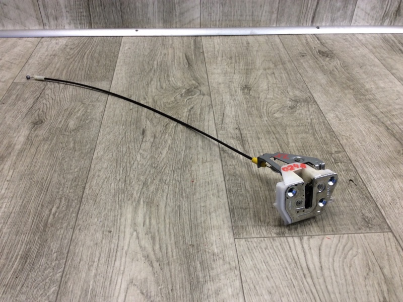 Замок борта левый MITSUBISHI OUTLANDER XL 05-13 2007 Внедорожник 3.0 6B31 5808A026 Б/У