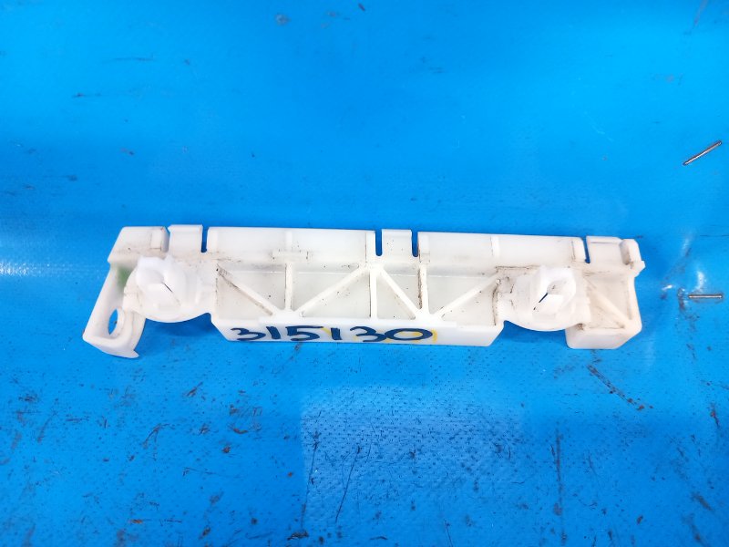 Кронштейн заднего бампера левый MITSUBISHI OUTLANDER XL 05-13 2011 2.4 4B12 6410A065 Б/У