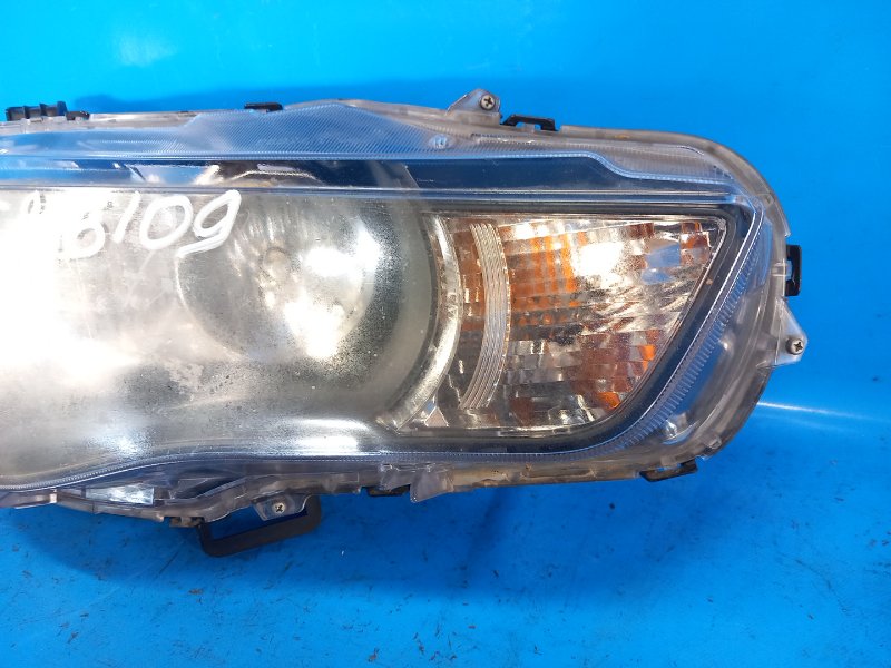 Фара правая OUTLANDER XL 05-13 2011 2.4 4B12