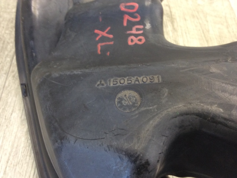 Воздухозаборник MITSUBISHI OUTLANDER XL 05-13 Внедорожник 3.0 6B31