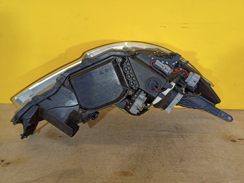 Фара левая OUTBACK 09-14 BR Фара левая OUTBACK 09-14 BR