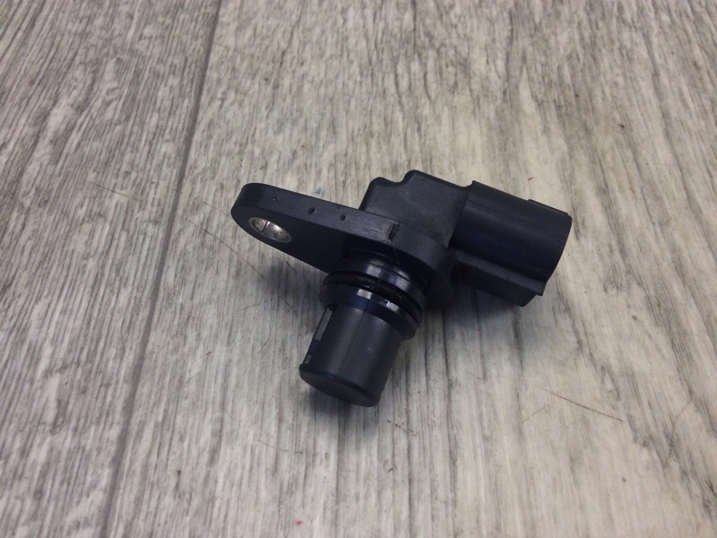 Датчик положения распредвала SUBARU CROSSTREK 12-17 2015 GP FB20X e-Boxer 22056AA270 Б/У