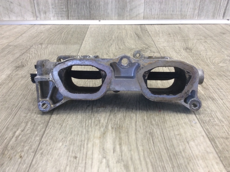 Коллектор выпускной правый CROSSTREK 12-17 2015 GP FB20X e-Boxer