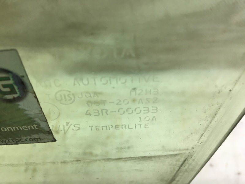 Стекло двери переднее левое TOYOTA PRIUS PLUS 11-14 ZVW41L 1.8 2ZRFXE Стекло двери переднее левое TOYOTA PRIUS PLUS 11-14 ZVW41L 1.8 2ZRFXE