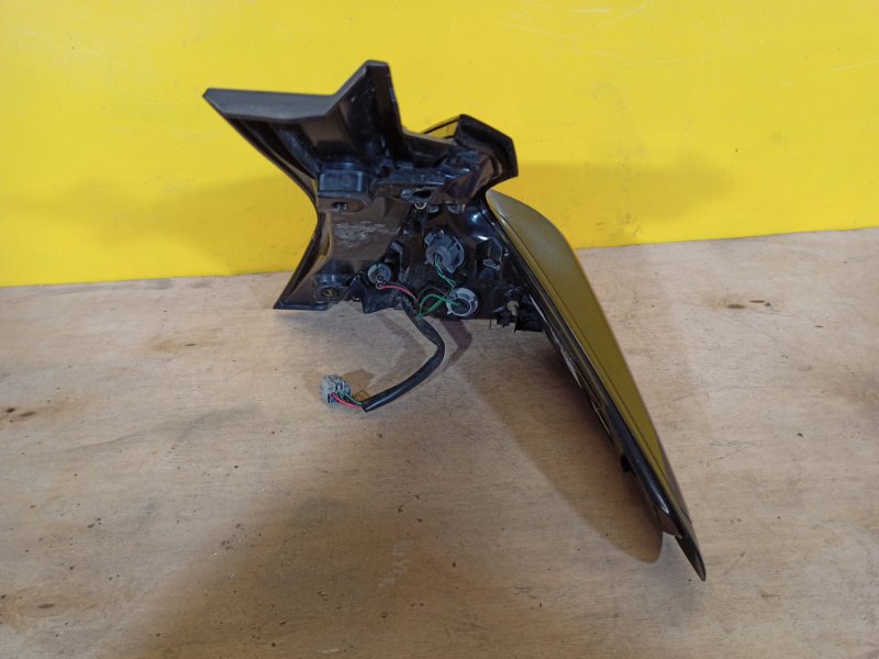 Фонарь наружный левый LEAF 18-