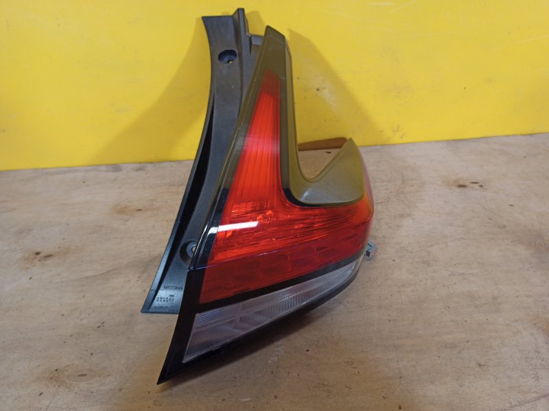 Фонарь наружный правый NISSAN LEAF 18- 265505SH0A Б/У