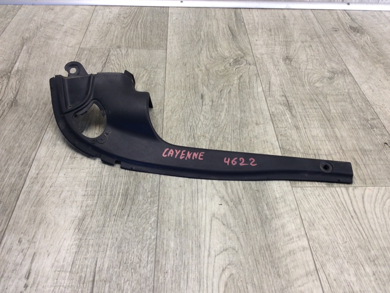 Накладка на фару правая CAYENNE 02-07 2006 955 4.5i M48