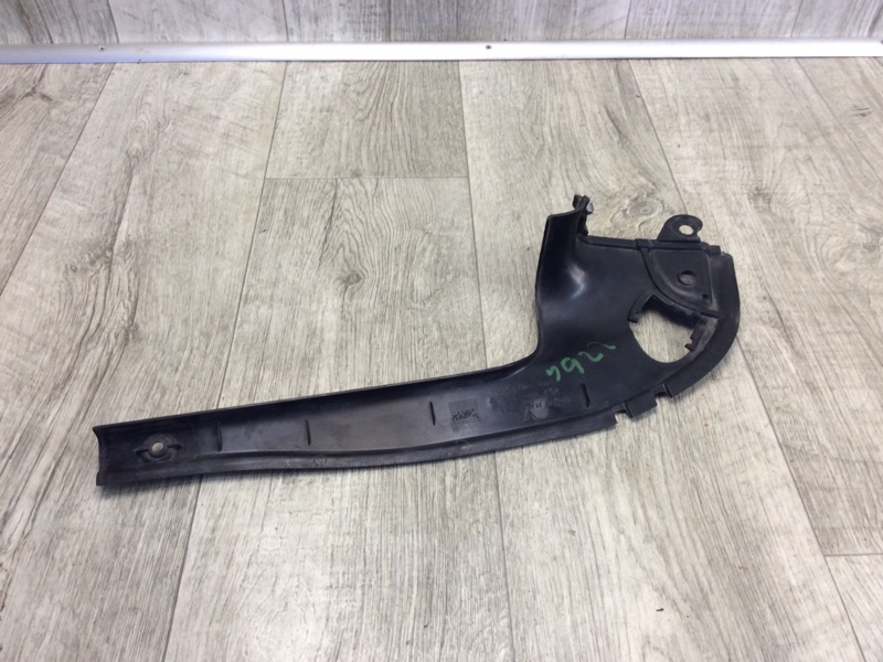 Накладка на фару правая PORSCHE CAYENNE 02-07 955 4.5i M48
