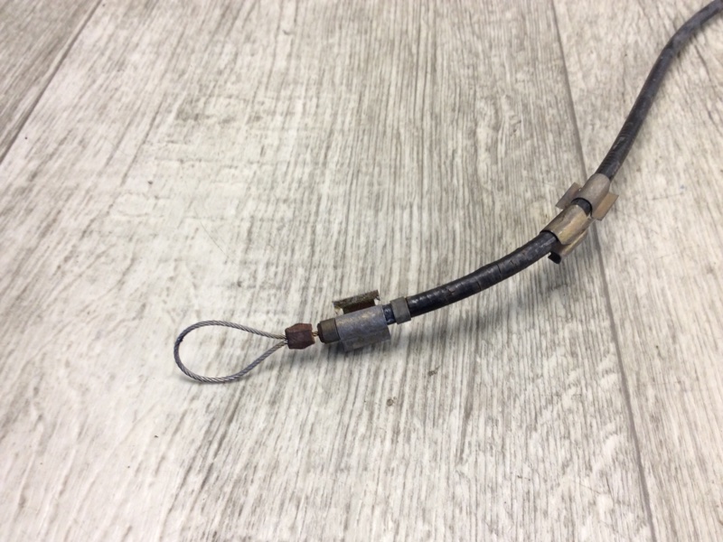 Замок капота CAYENNE 02-07 2006 955 4.5i M48