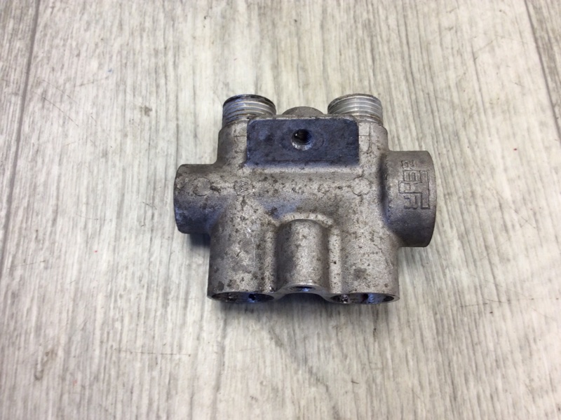 Термостат PORSCHE CAYENNE 02-07 955 4.5i M48 Термостат PORSCHE CAYENNE 02-07 955 4.5i M48