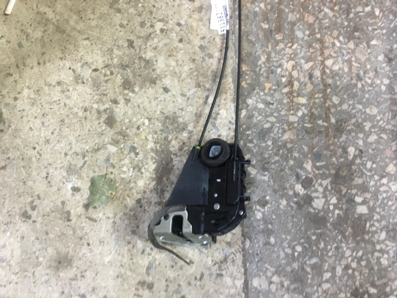 Запчасть замок двери задний левый TOYOTA PRIUS - 20 03-11 2006 1NZ-FXE 1.5L 69060-47050 Б/У Замок двери задний левый TOYOTA PRIUS - 20 03-11 2006 1NZ-FXE 1.5L 69060-47050 Б/У