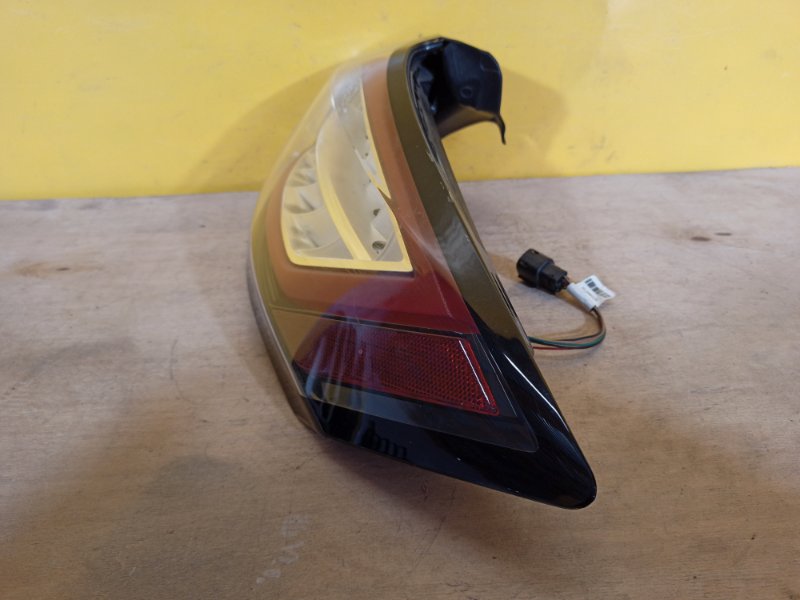 Фонарь наружный правый FORD EDGE 15-