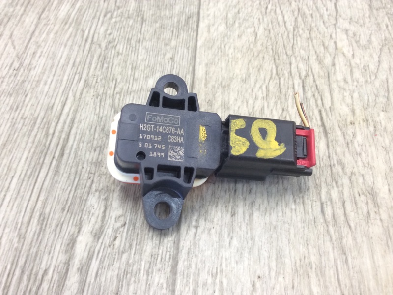 Датчик удара передний правый ESCAPE 12-19 2018 TM2 2.5 T25HDEX